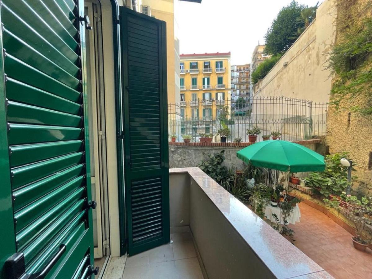 Nonna Fiamma Apartment เนเปิลส์ ภายนอก รูปภาพ